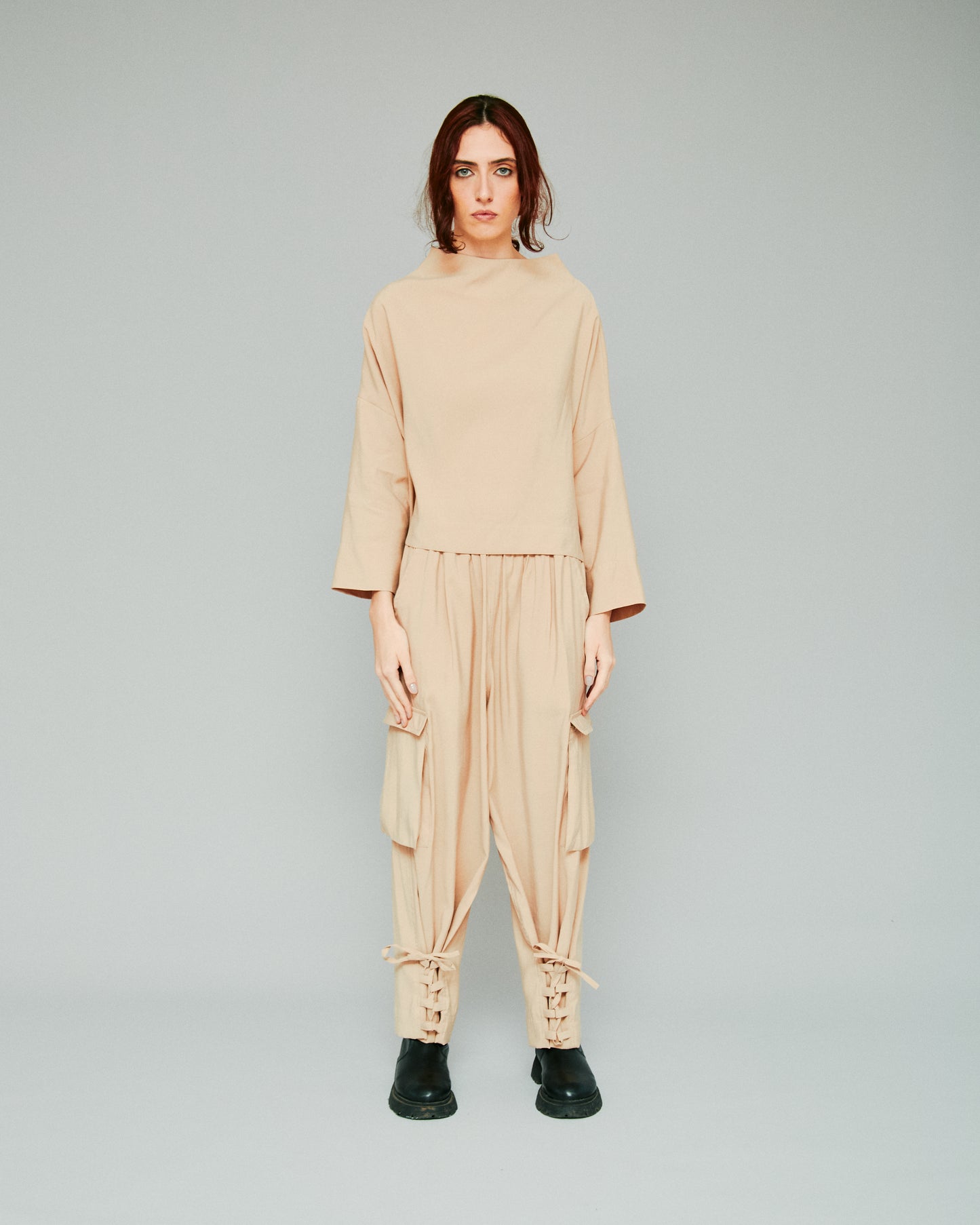Calça Saga Amêndoa